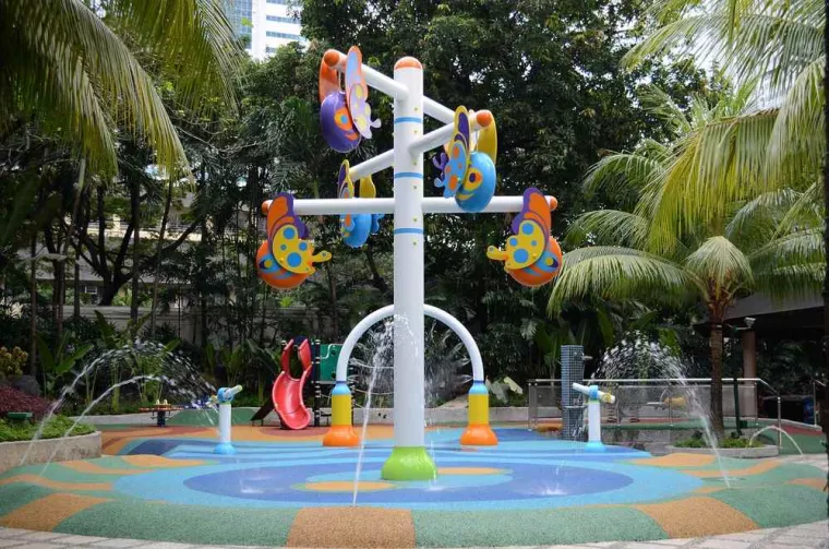 Faire installer du marquage au sol plus résistant sur une aire de jeux pour enfants, Balma, Marquage Parking Rénovation